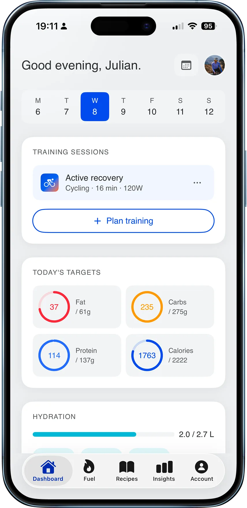 Cadence dashboard with training session and macro targets